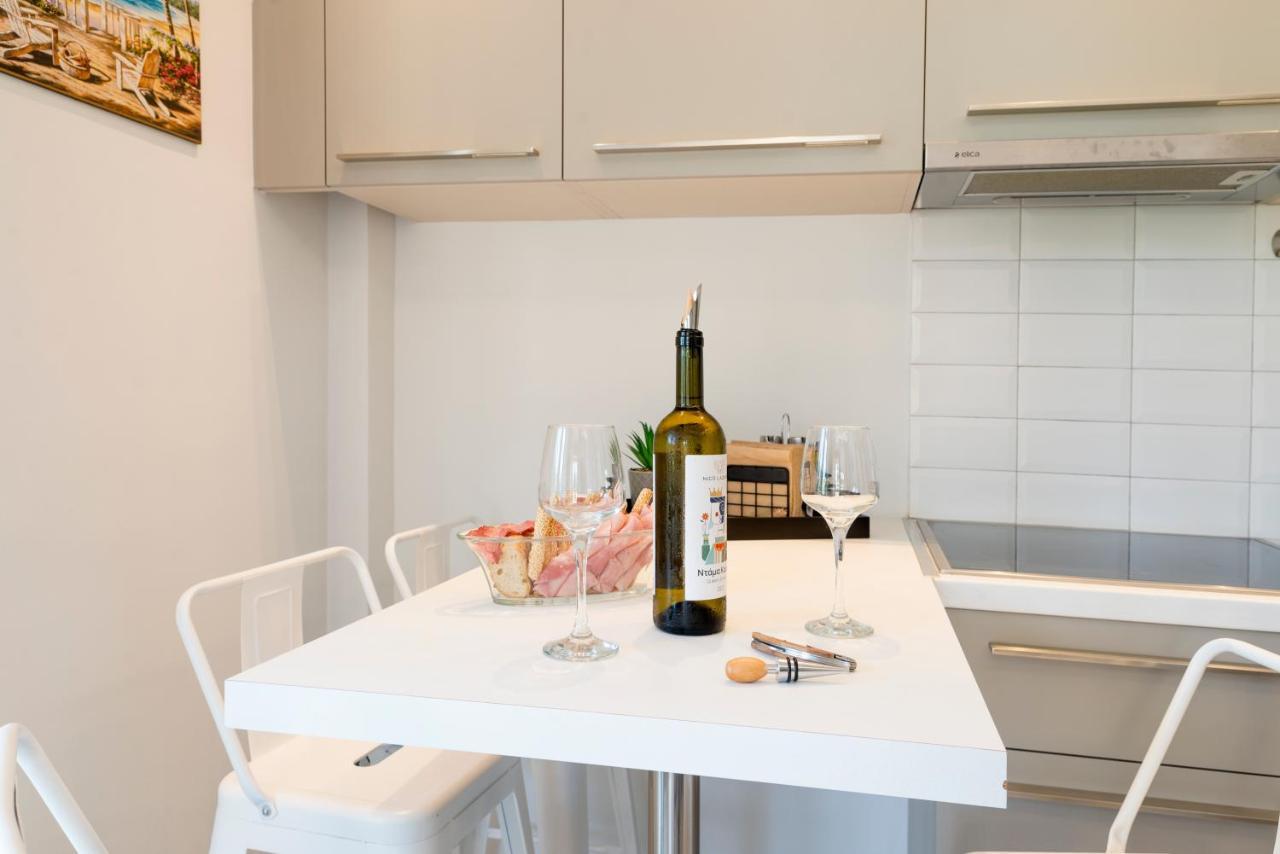 Dimi Brou'S Apartments By Corfuescapes Гувия Екстериор снимка