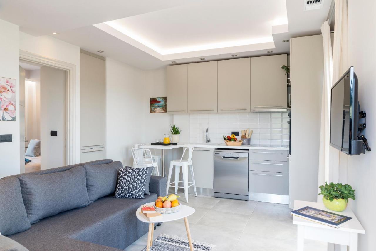 Dimi Brou'S Apartments By Corfuescapes Гувия Екстериор снимка